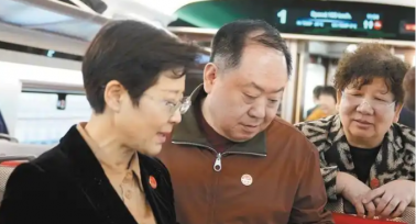住陜?nèi)珖f(xié)委員向全國政協(xié)十四屆三次會(huì)議提交146件提案